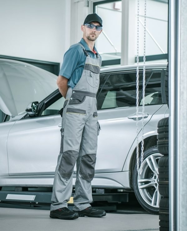 Trabajador - SNF Detailing